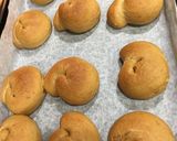 手ごね☆バターなし☆黒糖ロールパン作り方17写真