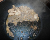 牡蠣とエリンギのバター醬油焼きうどん作り方3写真