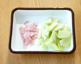 はやとうりのめんつゆバター炒め作り方1写真