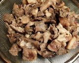 時短 牛筋とこんにゃくの味噌煮込み作り方1写真