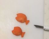 【キャラ弁】ポケモンのコイキング作り方1写真