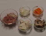 【ひとり鍋】鶏とかぶの和風クリーム鍋作り方1写真