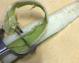 生のズイキ（芋がら・芋茎）のあく抜き作り方7写真
