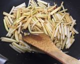 コリッシャキッ♪ 大根の皮のきんぴら作り方3写真