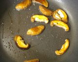☆玉ねぎと豚バラ肉のごま油炒め☆作り方5写真