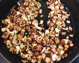 蒸し豚とキノコたっぷり☆紫芋の肉まん作り方11写真