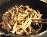 牛肉とエリンギの粗びきガーリック醤油炒め作り方7写真