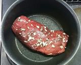 焼く➡包む➡完成！簡単極上ローストビーフ作り方2写真