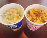 カップ麺にフタをする。作り方7写真
