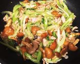 お吸い物の素で！セロリとツナの和風パスタ作り方4写真