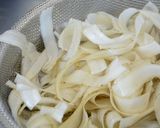 簡単ヘルシー!フリル野菜のハーブ鍋作り方2写真