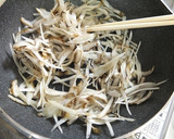 牛肉と舞茸、牛蒡の炒め煮（時雨煮風）作り方4写真