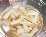 食感が楽しい蓮根のペペロンチーノ風炒め作り方2写真