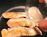 魚嫌いな子供も大好き♬鮭のチーズ照り焼き作り方2写真