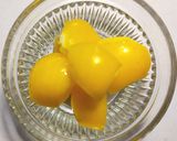 パプリカ、ズッキーニ、高野豆腐のお味噌汁作り方1写真