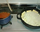 生卵で食べる春雨入り豚キムチ鍋作り方1写真