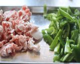 ひじきと豚肉とピーマンの炒め煮作り方1写真
