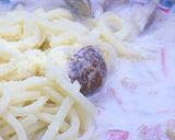 コンビニ食材で魚介クリームパスタ風うどん作り方6写真