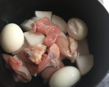 鍋１つで簡単♡鳥肉と大根と卵の和風煮込み作り方3写真