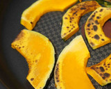 鶏とかぼちゃのオイスター炒め作り方1写真