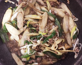 甘辛♡ゴボウと長ネギの合挽き肉炒め！作り方4写真