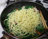 絶品☆生姜ニンニクしょうゆ焼きそば作り方4写真