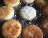 脱マンネリ♡チーズinポテ餅コロッケ作り方7写真