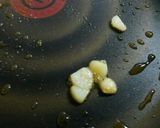 鶏ミンチと高菜の漬物の黒胡椒モヤシ炒め作り方3写真