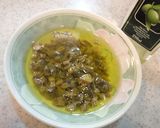 きのこ蒸篭蒸しのケッパー＆オリーヴ油和え作り方3写真