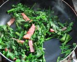 ふわふわ卵とベーコンと春菊のパスタ作り方9写真