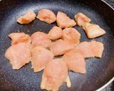 ごはんがすすむ！鶏むねキムチーズ炒め作り方3写真