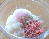 焼きレタスの温泉卵とベーコンのソース掛け作り方3写真