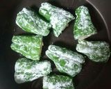 鍋用鶏つみれで簡単♪ピーマンの肉詰め作り方5写真
