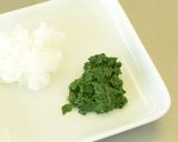 【離乳中期】真鯛とちぢみほうれん草の雑炊作り方3写真