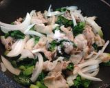 大根の葉と豚バラの玉子とじ丼作り方4写真