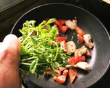 豚バラ肉と豆苗のナポリタン！作り方3写真