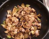 鶏肉と秋野菜の味噌炒め作り方3写真