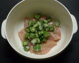とり胸とオクラの和え物糖質制限ダイエット作り方2写真