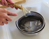 秋田県の郷土料理　きりたんぽ鍋作り方2写真