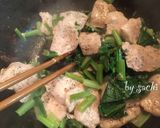 鶏むね肉と小松菜のオイ酢ターソース炒め作り方5写真