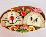 ドラえもんとドラミちゃんのデコ食パン作り方5写真