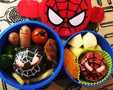 弁当覚書★スパイダーマンおにぎり(2体)作り方9写真