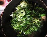 鶏胸肉が驚く程やわらか！胸肉ネギ醤油炒め作り方5写真