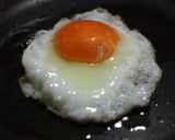 お弁当の目玉焼き作り方1写真