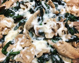 とろけるチーズ×鶏肉とほうれん草炒め作り方5写真
