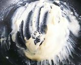 おもてなしに♪餃子の皮で カップグラタン作り方2写真
