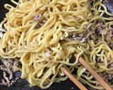 春菊とひき肉の塩生姜焼きそば作り方3写真