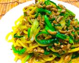 春菊とひき肉の塩生姜焼きそば作り方5写真