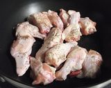 手羽元と根菜とこんにゃくの八角醤油煮作り方4写真
