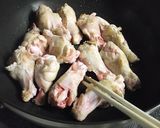 手羽元と根菜とこんにゃくの八角醤油煮作り方5写真